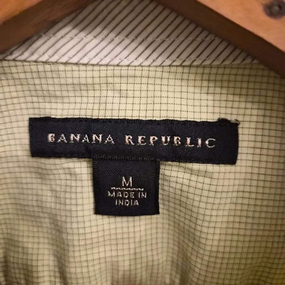 Banana Republic Men's Long-sleeve Button-down Collared Shirt: Spring Green: M